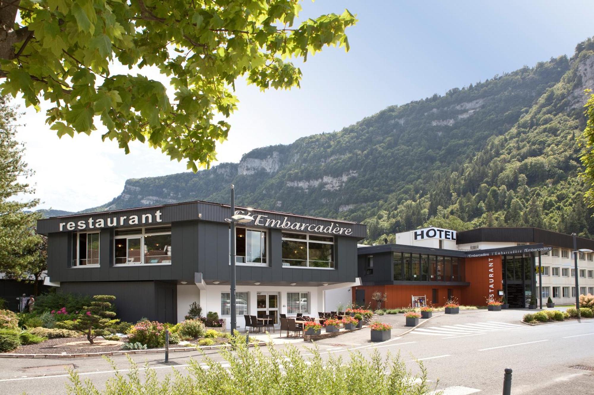 Hotel-Restaurant De L'Embarcadere Nantua Exterior foto